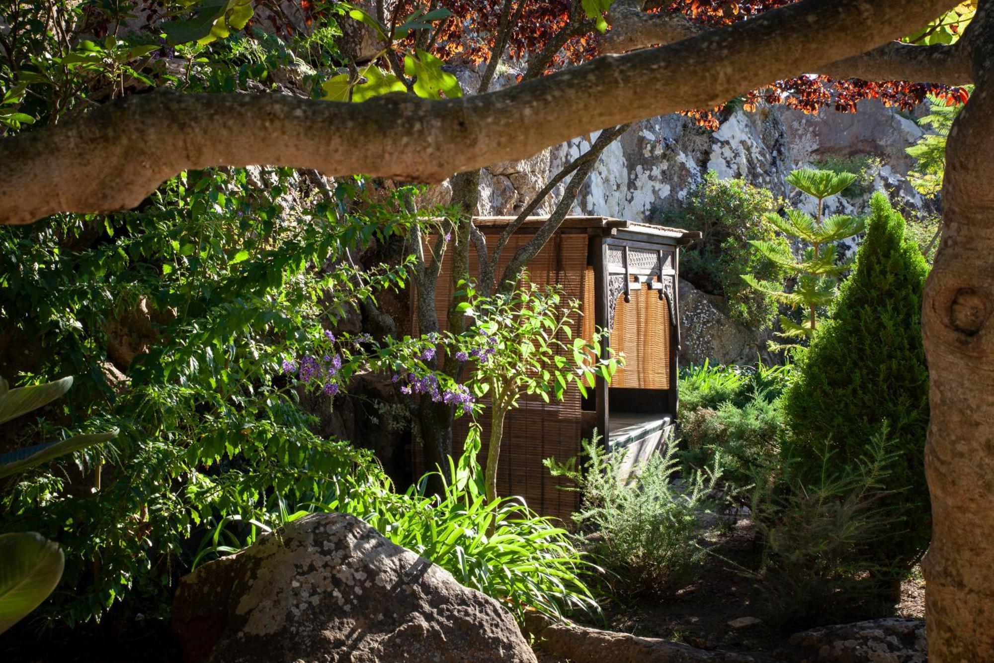 Love Garden Bolonia Exterior photo